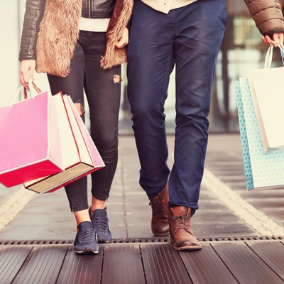 couple shopping
